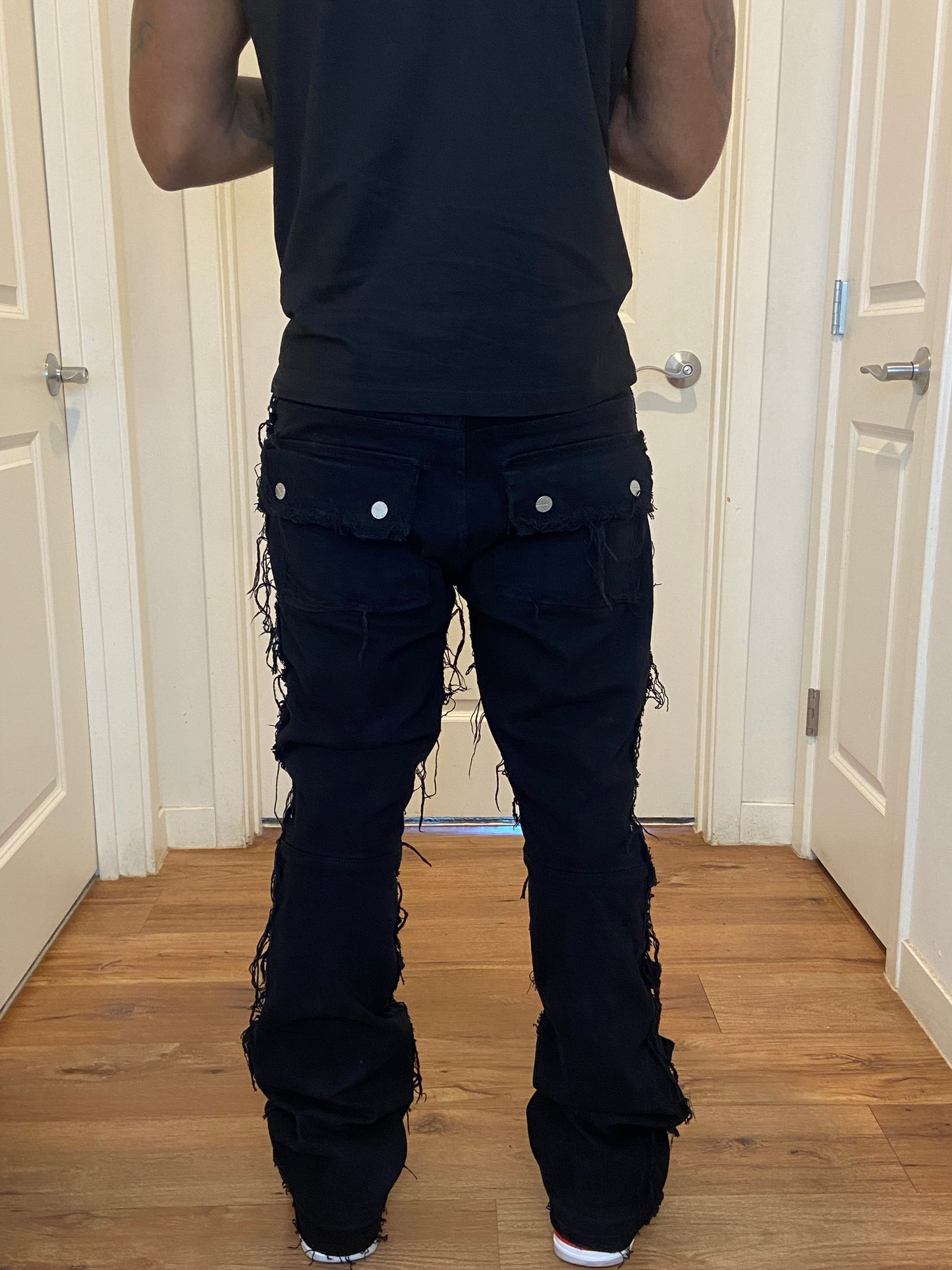 Out pocket men stacked jeans black