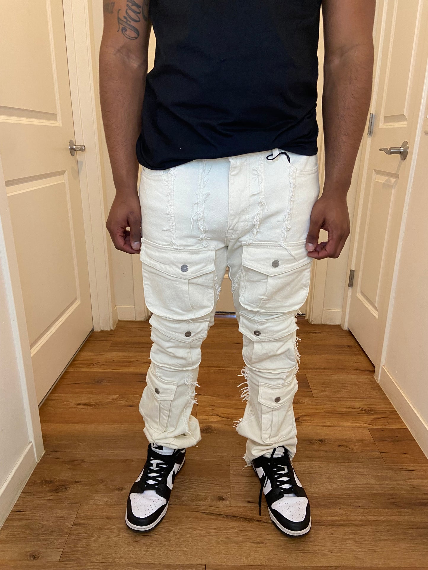 Out pocket men stacked jeans white