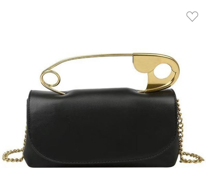 Pinned purse black